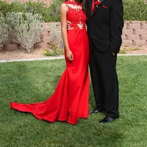 Red lace prom dress!!