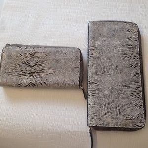 NWT Tumi 2 piece wallet & continental passport