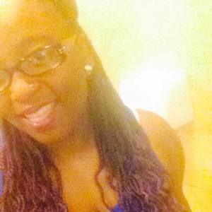 Meet your Posher, Adrianna