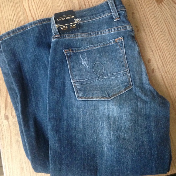 NWT Lucky Jeans  2/26 long