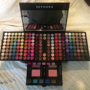 SEPHORA MAKEUP STUDIO