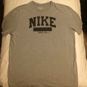 Nike t-shirt
