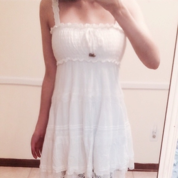 White lace Dress