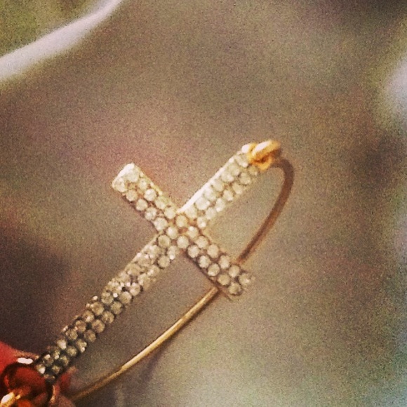 Bling Cross Bangle