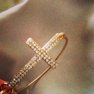 Bling Cross Bangle