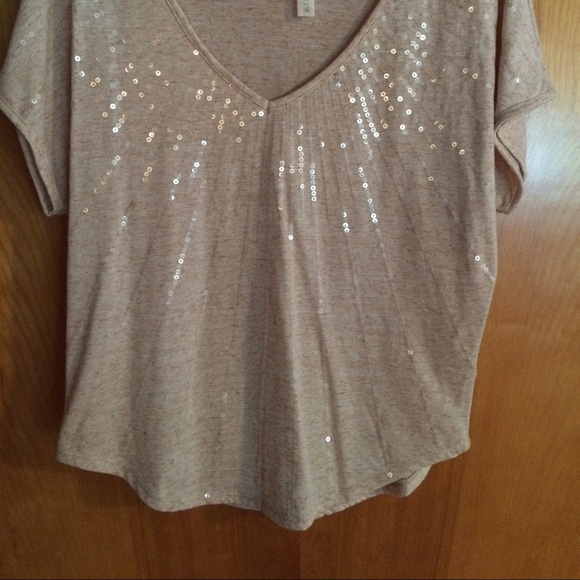 Short sleeve top - Picture 2 of 4