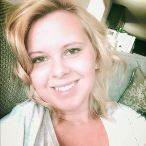 Meet your Posher, Tiffany