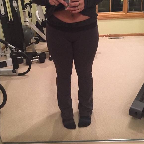 Gray lululemon astro pant - Picture 4 of 4
