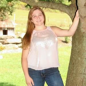 Meet your Posher, Kacie