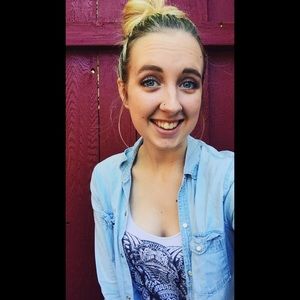 Meet your Posher, Sabrina