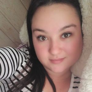 Meet your Posher, Iris