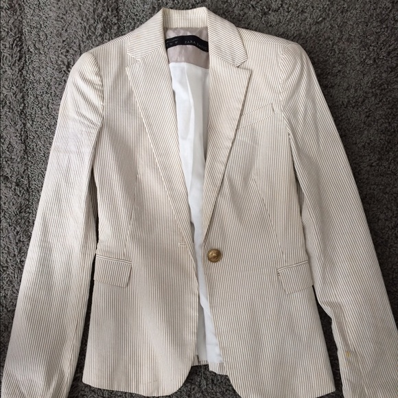 Beautiful Zara blazer (cream/tan)