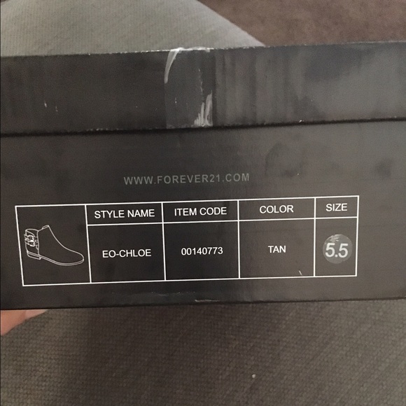 ‼️‼️sold‼️‼️New in box f21 ankle boots - Picture 4 of 4