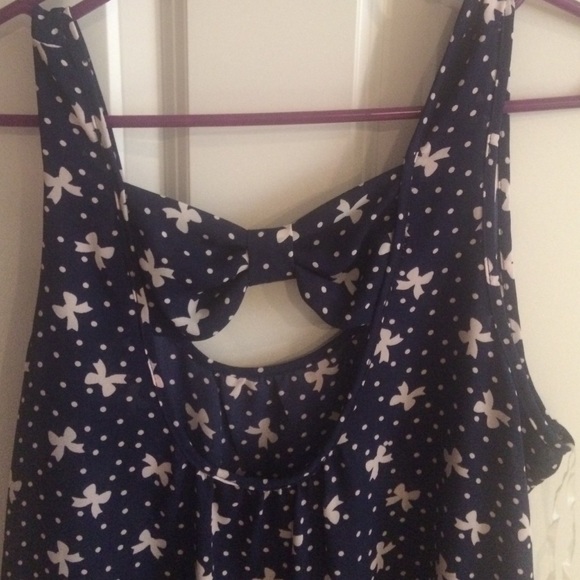 Tank - Picture 3 of 3