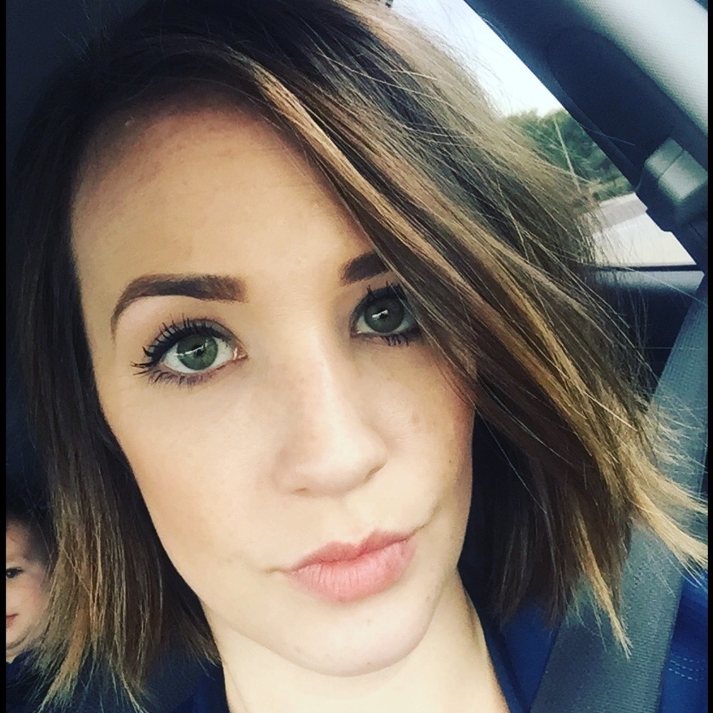 Meet your Posher, Erin