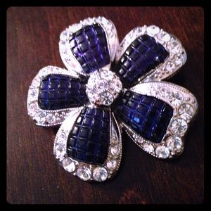 Swarovski pin