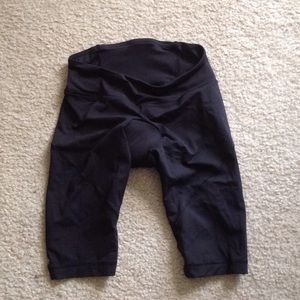 Lululemon cycling crops