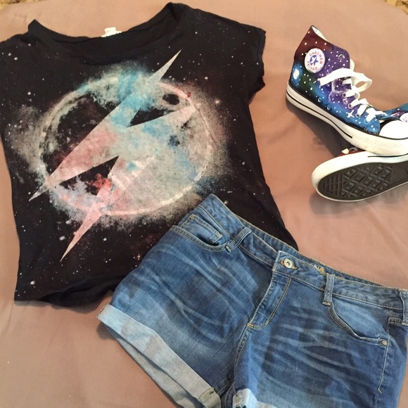2-Piece shirt and shorts set