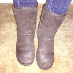 Grey AUTHENTIC UGGS