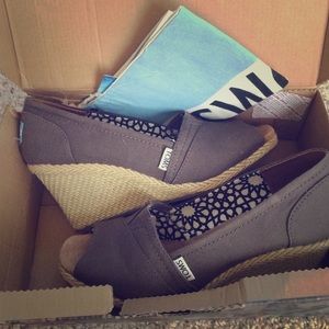 Grey Toms Wedges
