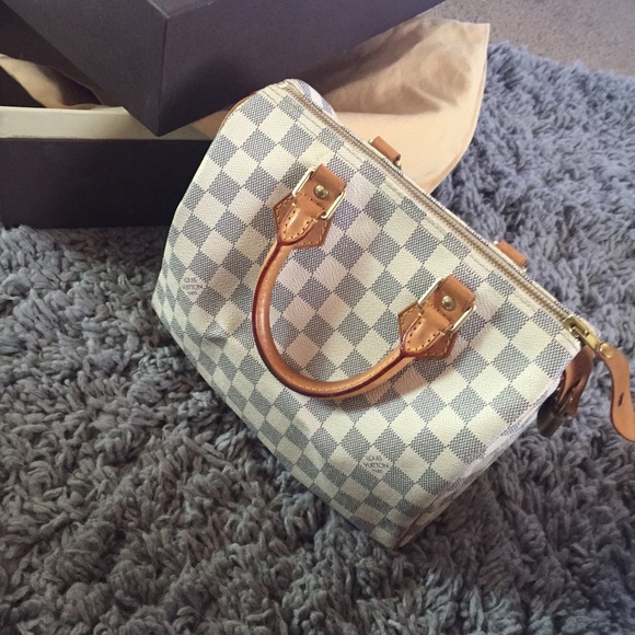 Louis Vuitton Speedy handbag