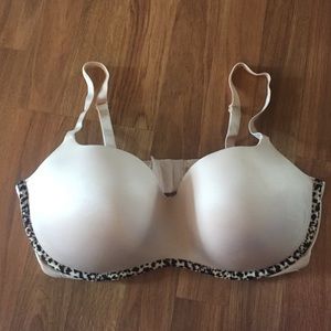 Victoria's Secret Knock Out Bra 38DD