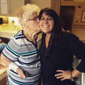 Meet your Posher, Leana