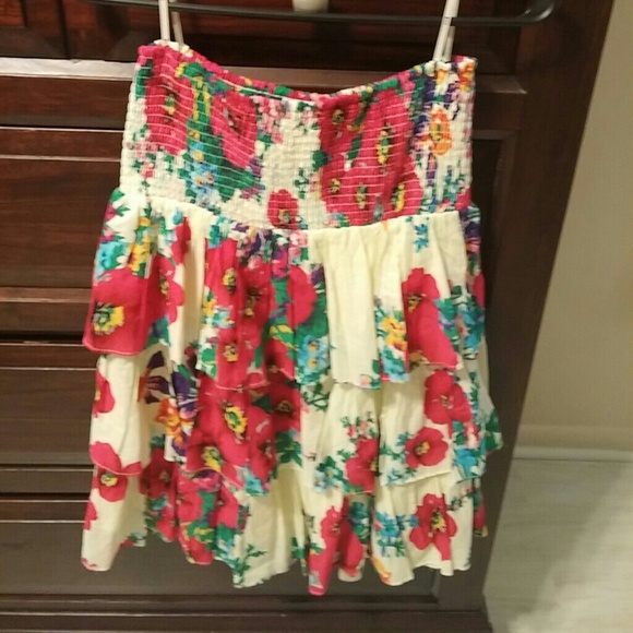 Strapless top