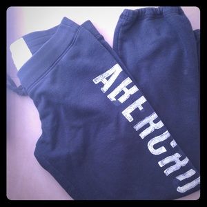 Abercrombie crop sweats