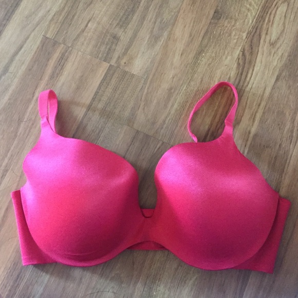 Victoria's Secret Incredible Bra