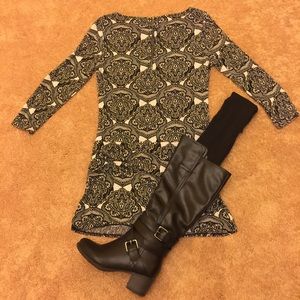 Classy and sassy "Worthington" Stretch Dress