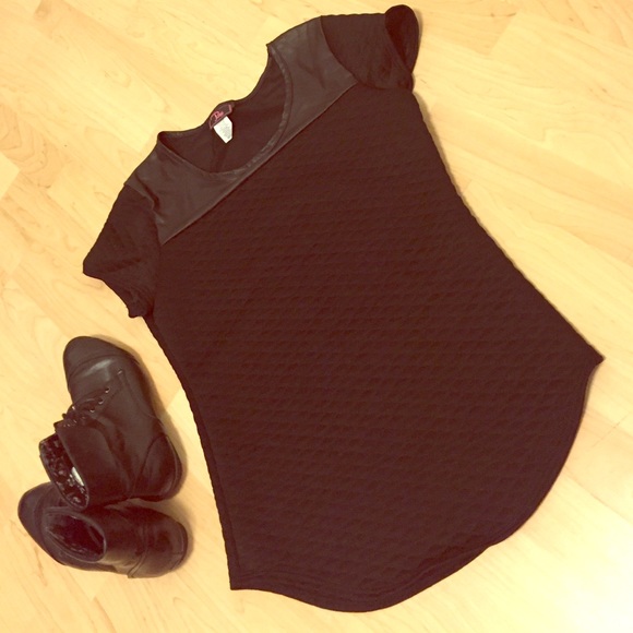 Textured black shirt