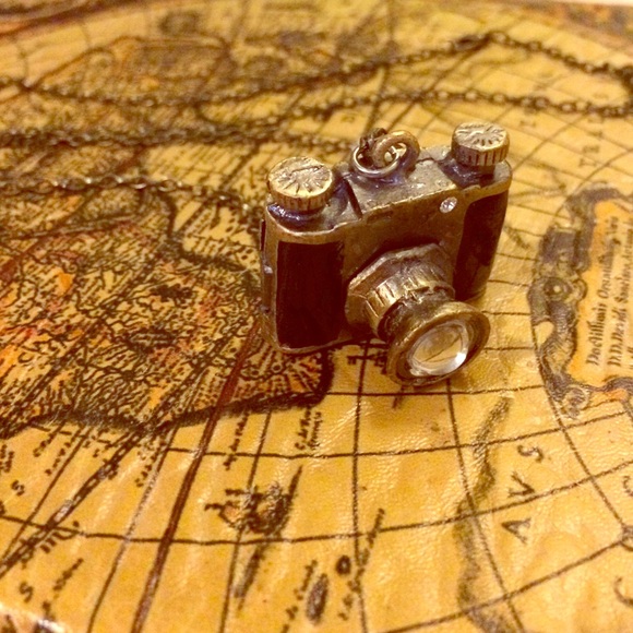 Camera necklace