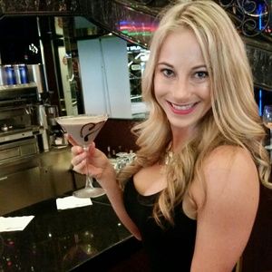 Meet your Posher, Carly