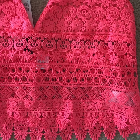 Halter Top - Picture 2 of 3