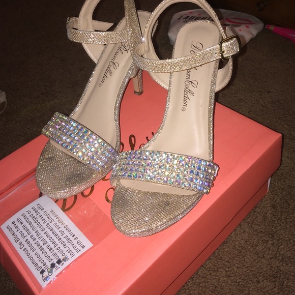 Formal shoes