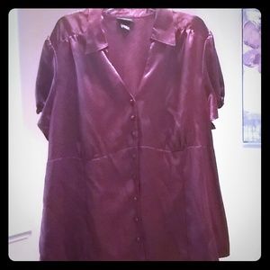 Plus Size: 26/28 V-Neck Burgundy LB Dress Shirt