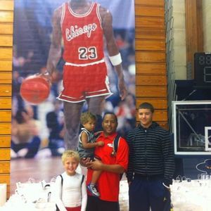 Meet your Posher, Robert