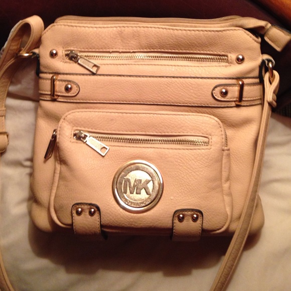 SOLD - Picture 3 of 4