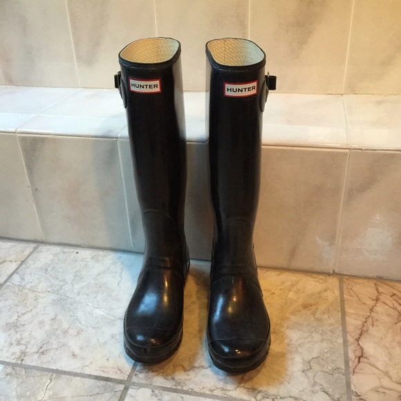 Hunter rain boots- tall