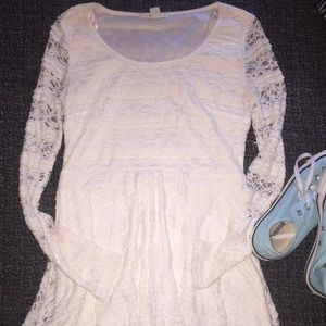 Forever 21 Lacey flowy dress