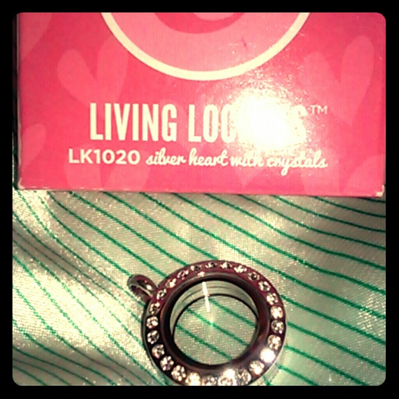 Origami owl locket