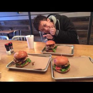 Meet your Posher, Roy