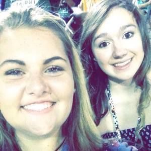 Meet your Posher, Kaitlyn