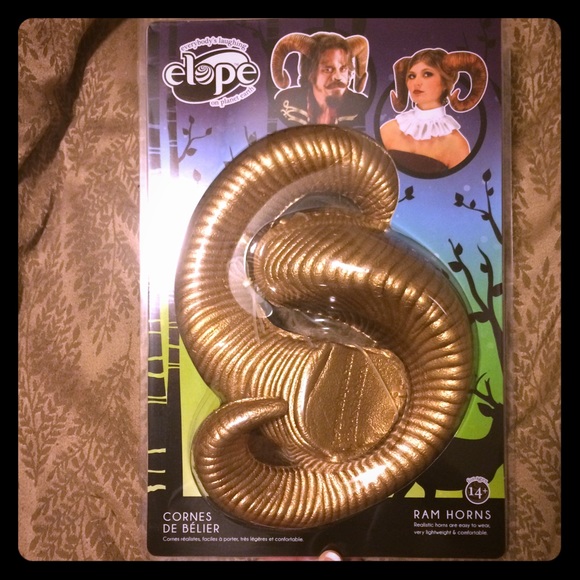 Halloween horns (ram)