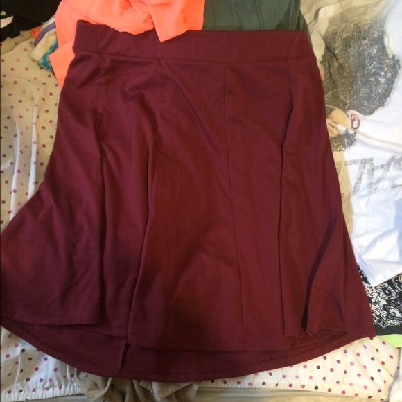 Maroon skater skirt