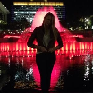 Meet your Posher, Ali