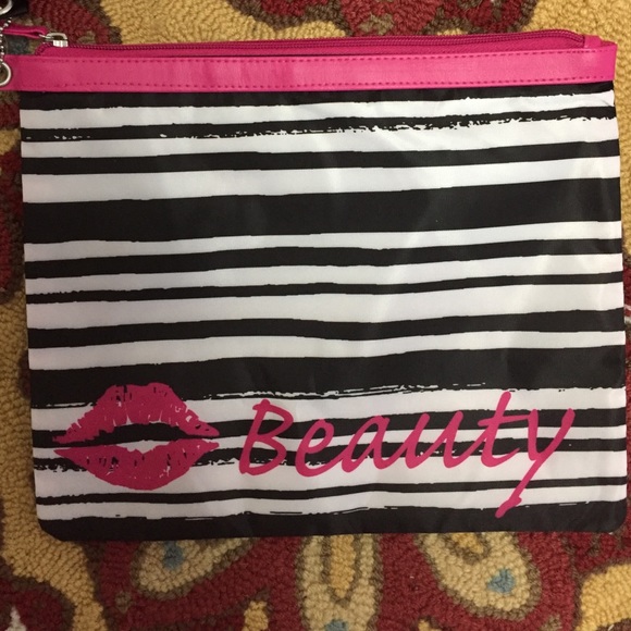 Shoe and beauty bag - Picture 2 of 3