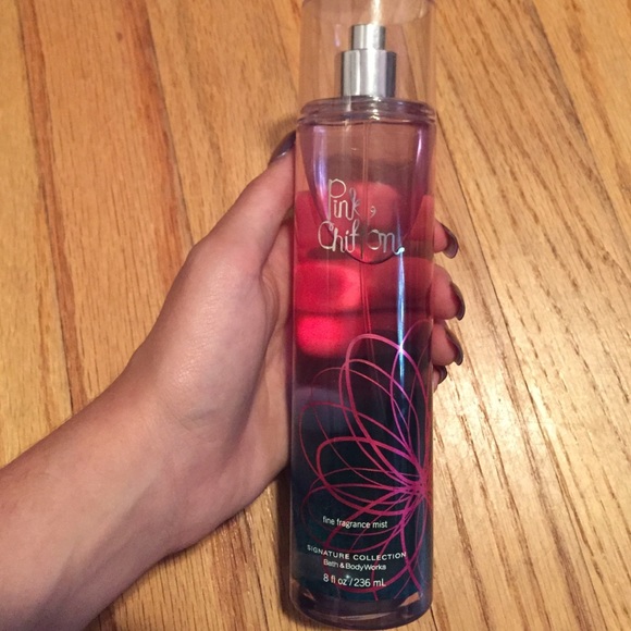 Pink Chiffon body spray