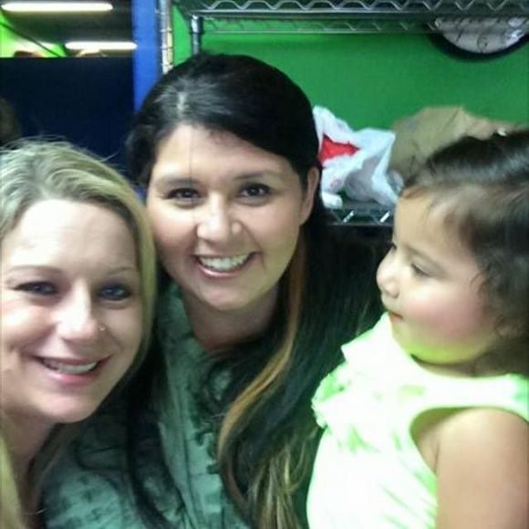 Meet your Posher, Sylvia - Picture 1 of 1